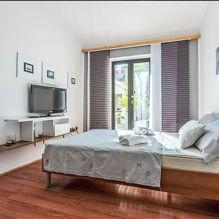 Deleut-3 By Interhome Hébergement de vacances *