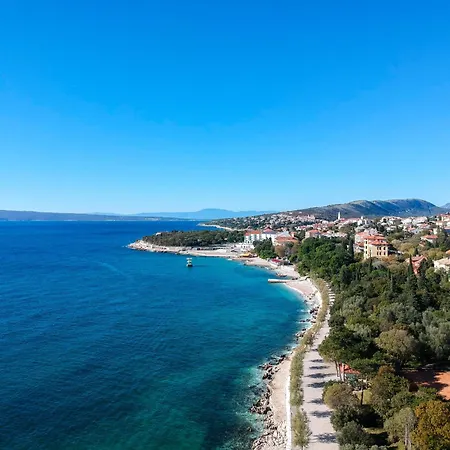 Deleut-3 By Interhome